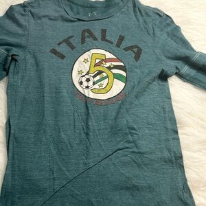 Girls true religion long sleeve tee. Size lg 10. Excellent condition.